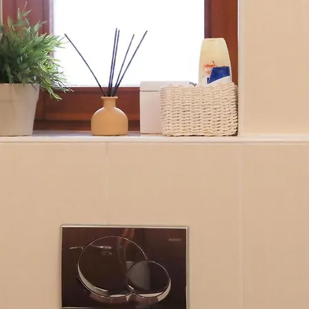 Josephine * Budapest